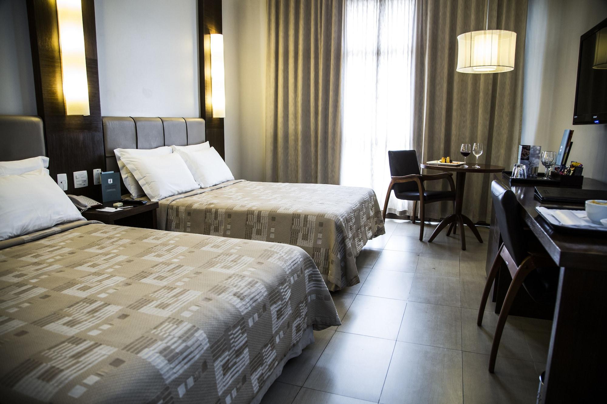 Parque Balneario Hotel Santos By Castelo Itaipava Bagian luar foto A room at the hotel