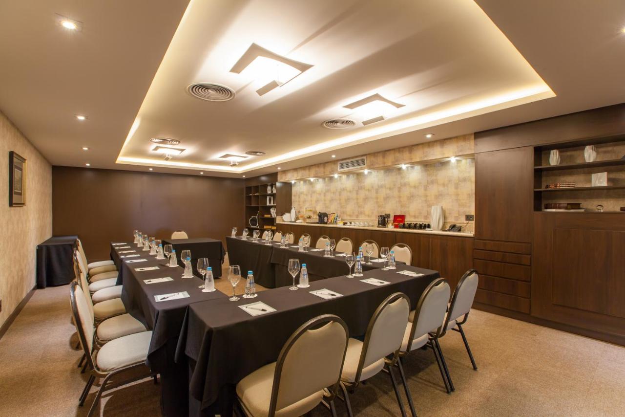 Parque Balneario Hotel Santos By Castelo Itaipava Bagian luar foto Meeting room