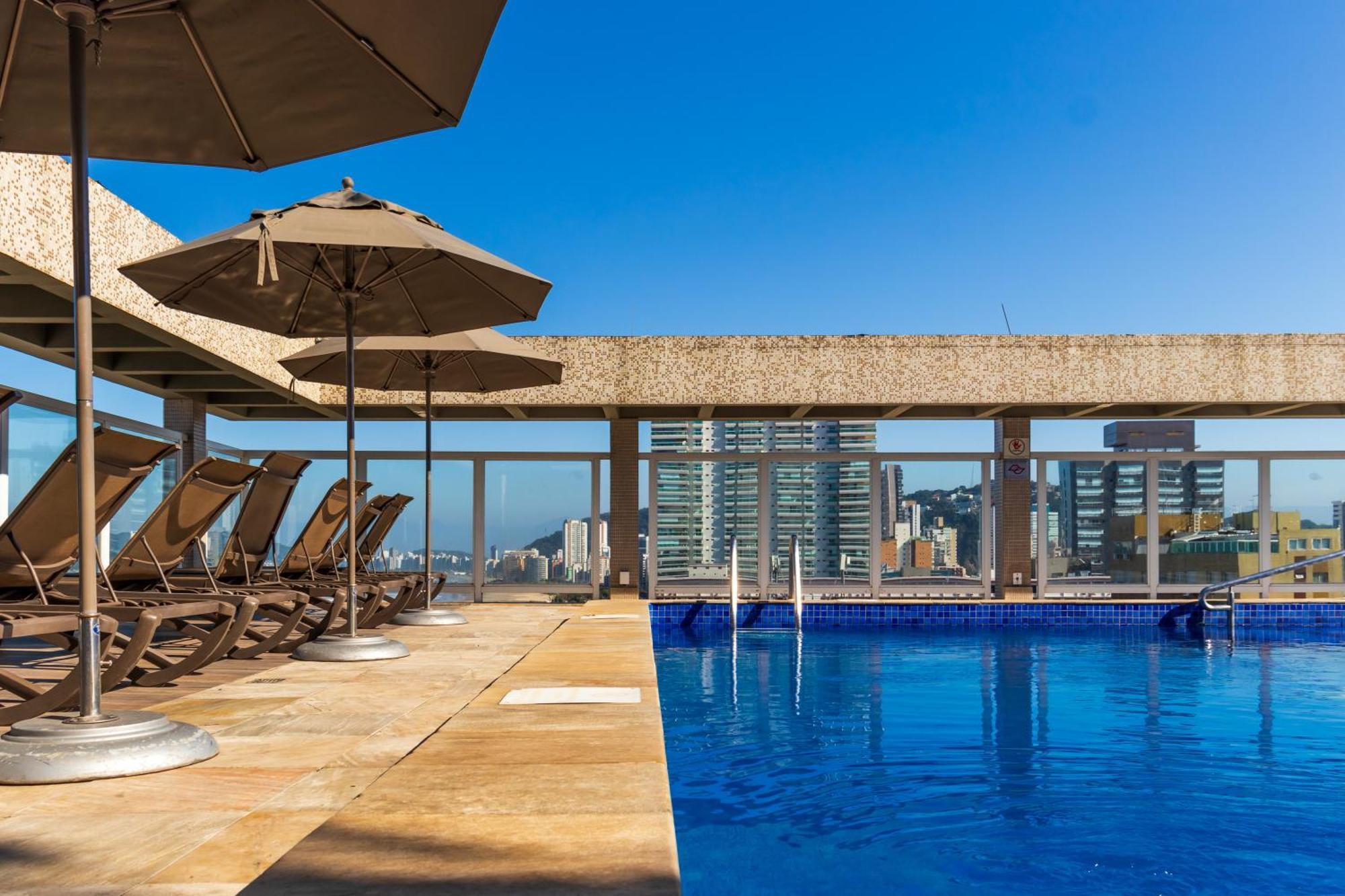 Parque Balneario Hotel Santos By Castelo Itaipava Bagian luar foto Rooftop pool